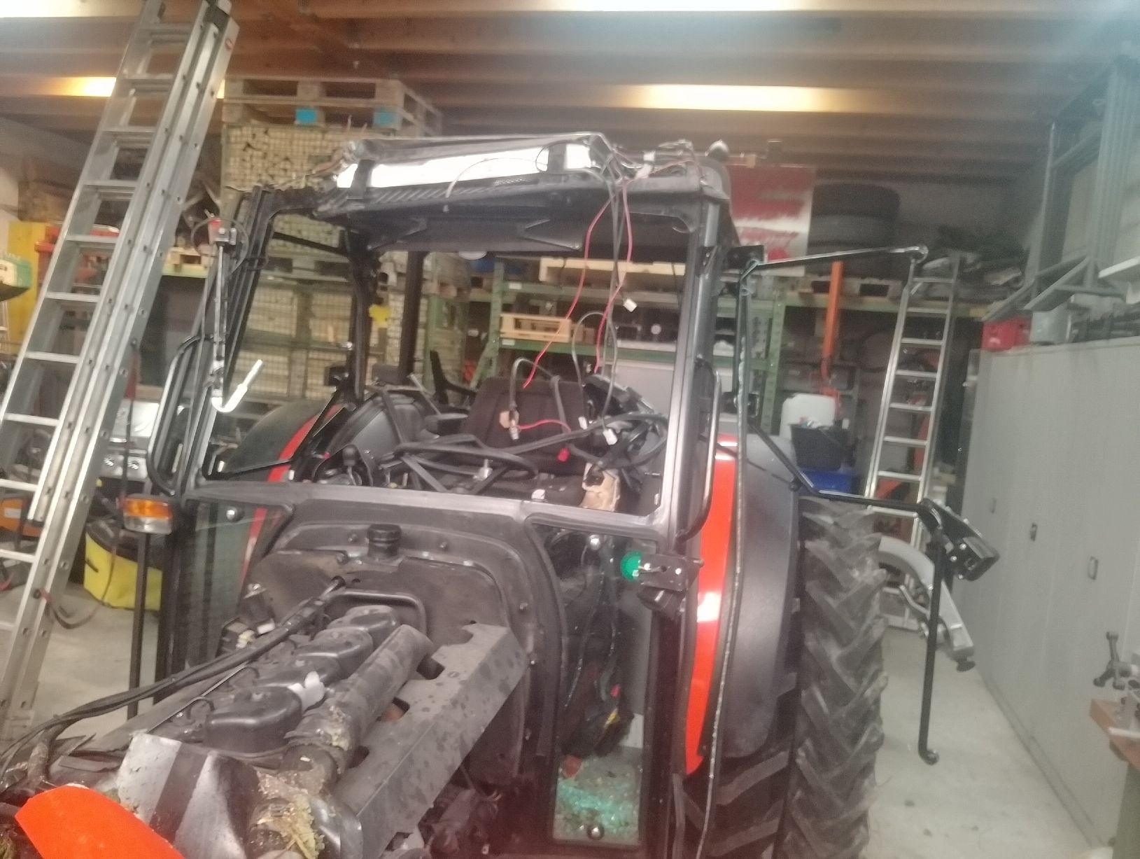 Carraro Trattori: Carraro Agriplus 75-4 Unfall!!! – Difettoso da Wittenbach venduto da bruggis44 7