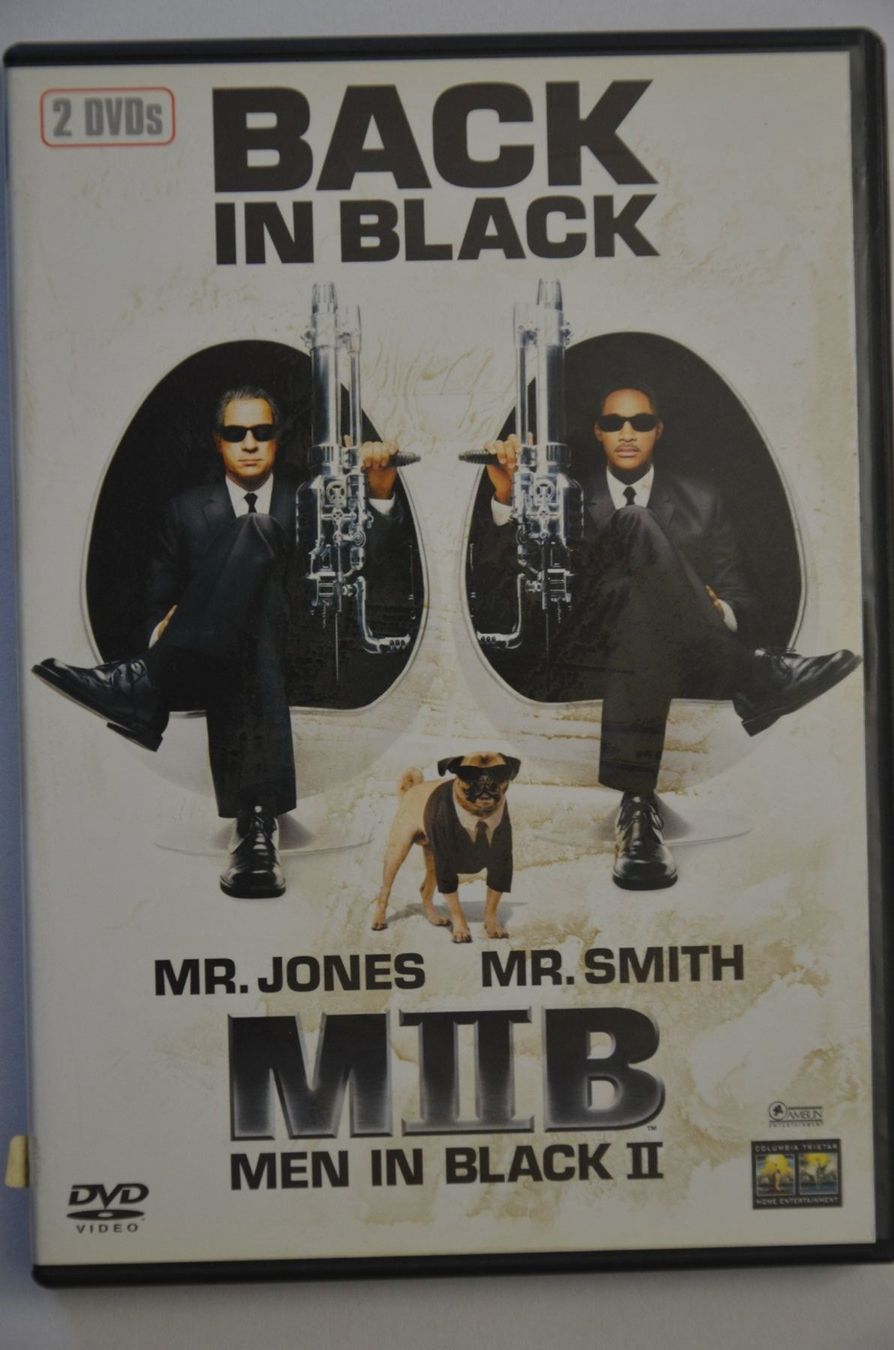 Tutti i DVDs: Men in Black II, Back in Black – Nuovo (secondo la descrizione) da Wetzikon ZH venduto da bausie