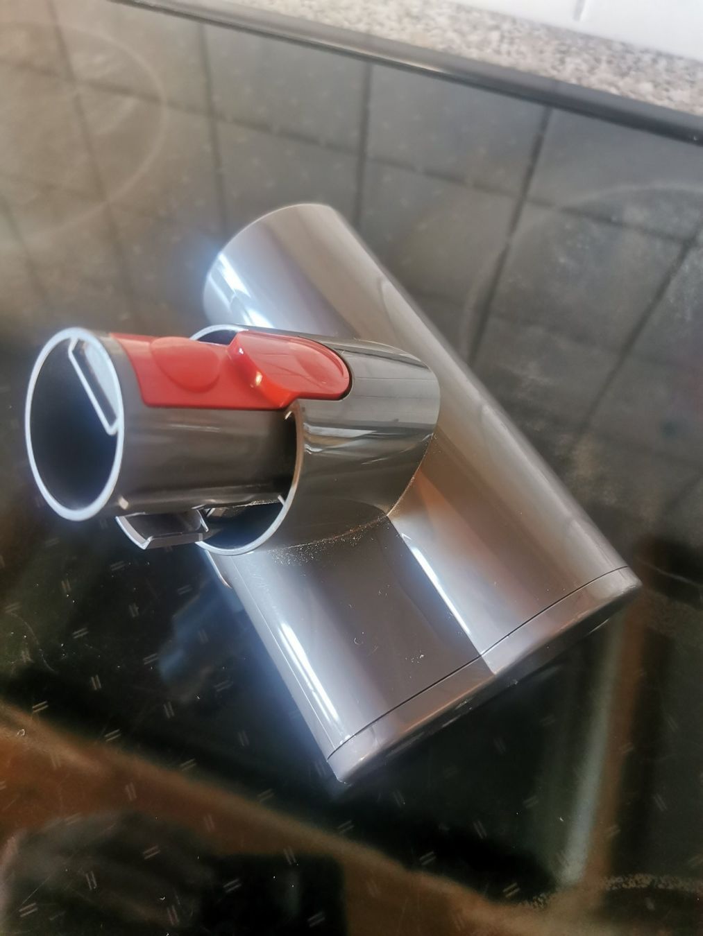 Dyson Staubsauger & Zubehör: Dyson Staubsaugerbürste Mini – Gebraucht aus Linden von Mathi41 1