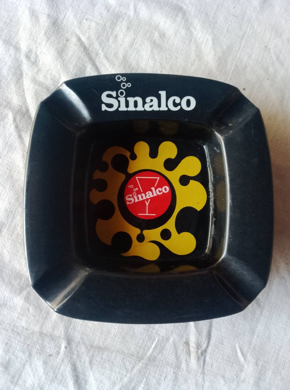 Sinalco Portacenere: cendrier vintage sinalco  – Usato da saillon venduto da Lamateur