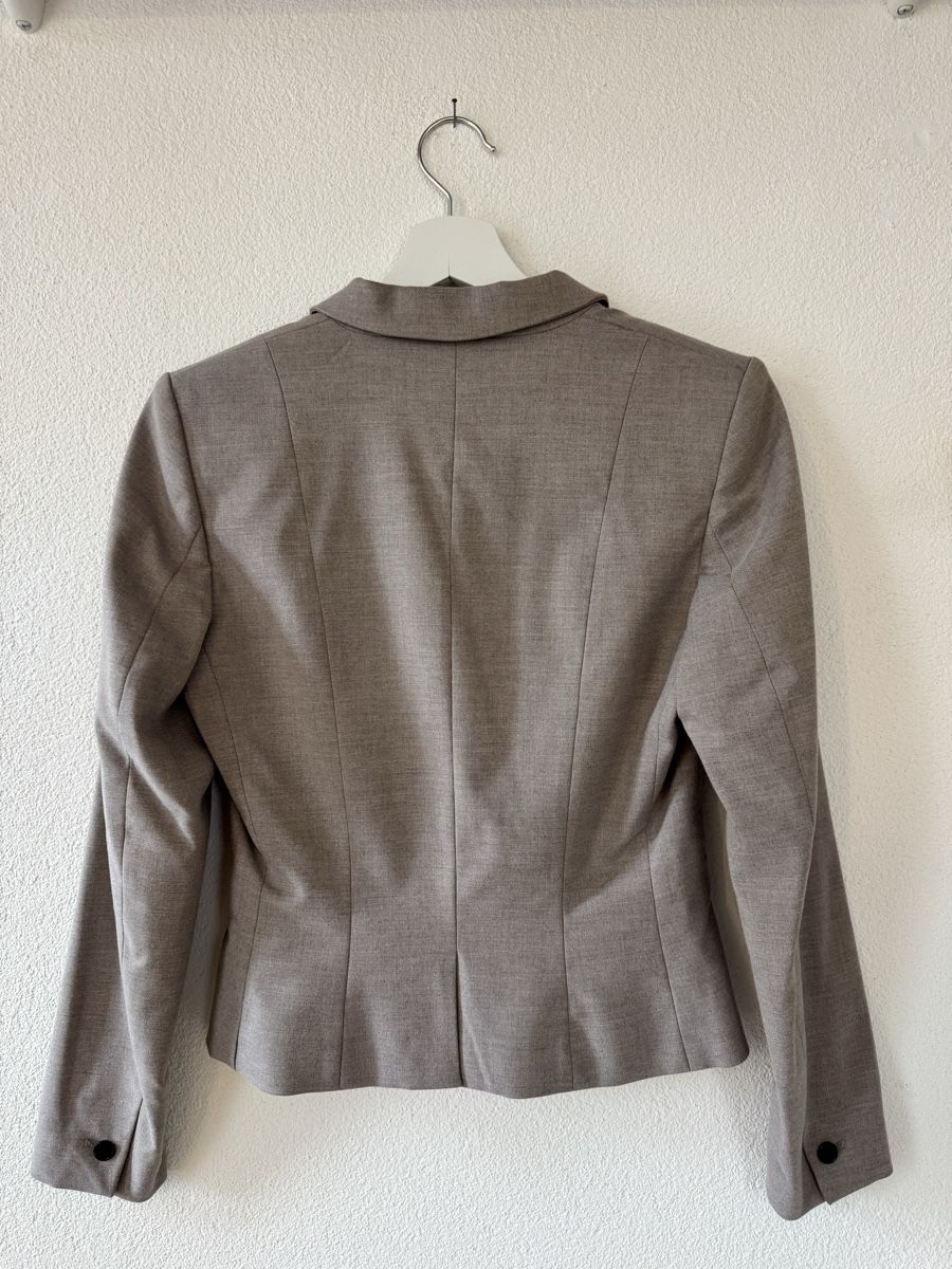 H&M Anzüge & Kostüme: Blazer beige/grau – Neu (gemäss Beschreibung) aus Bülach von sarina.mueller 3
