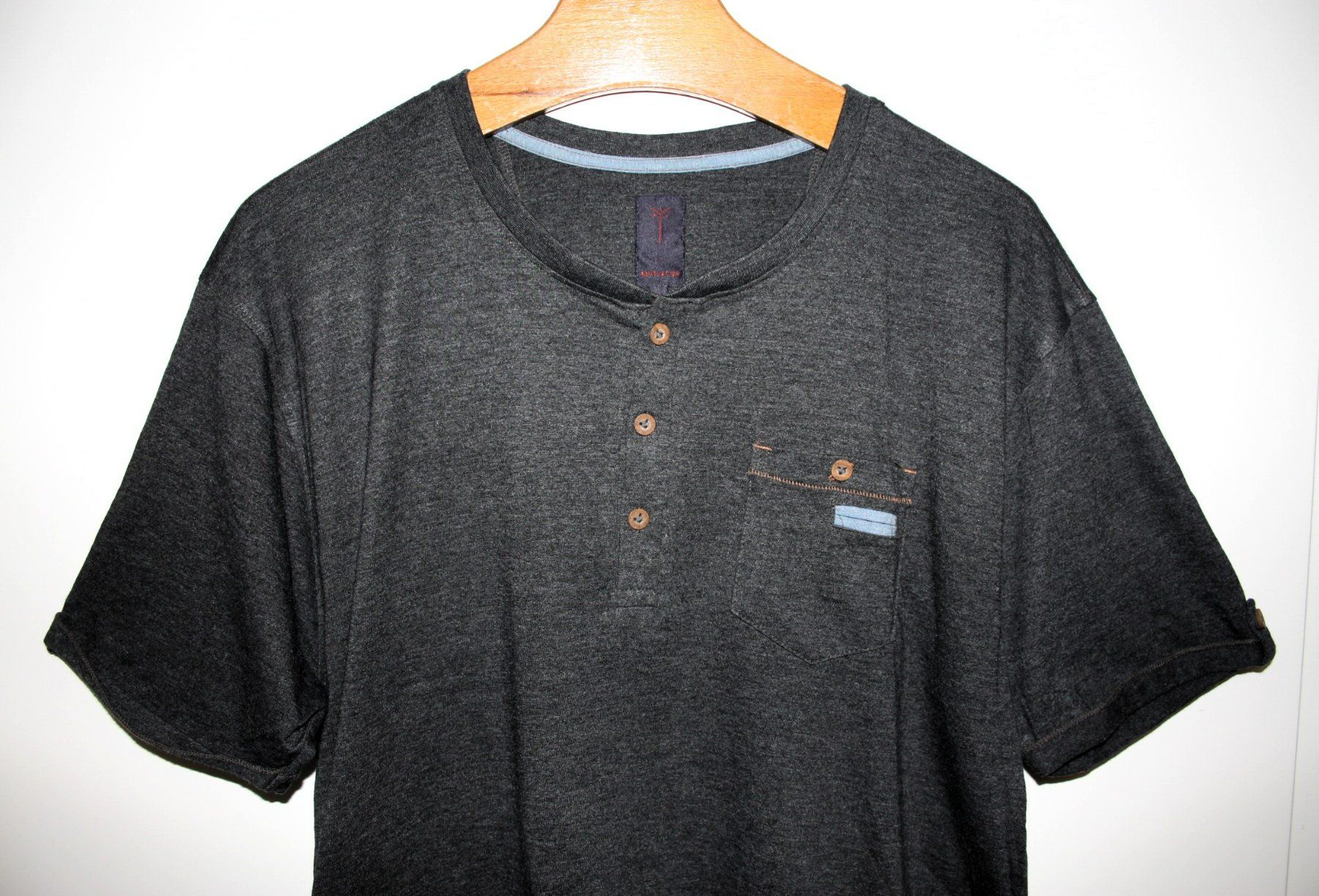 T-shirt: Revelation T-Shirt Gr. XL – Usato da Deitingen venduto da Johnny_Malibu 1