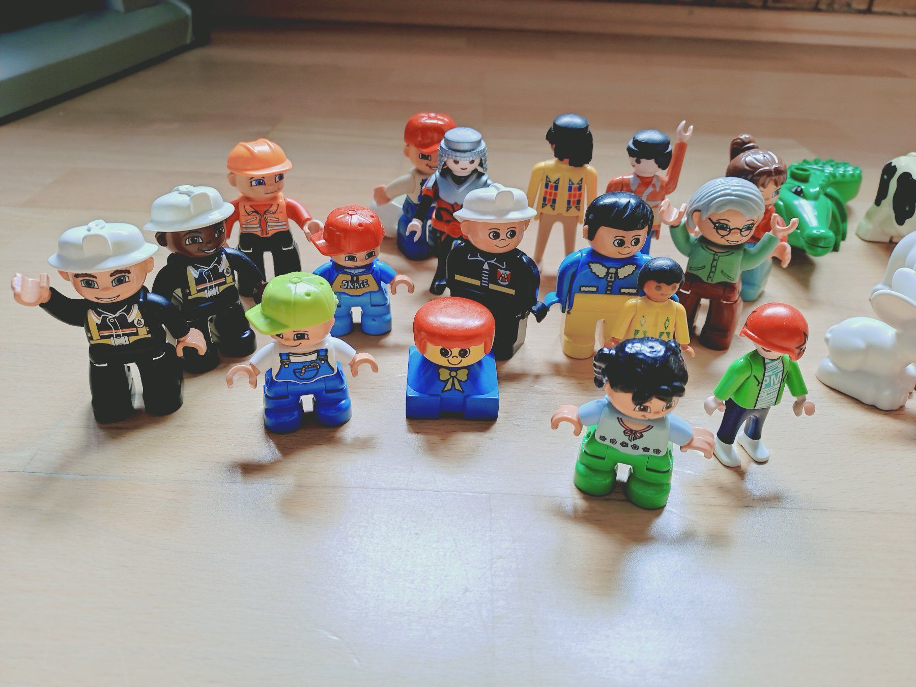 Lego Statuette: Lego Figuren 35 set – Usato da Adliswil venduto da Yokozok 2
