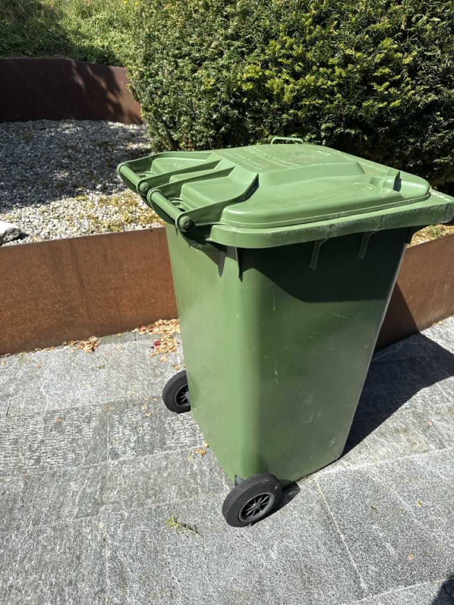 Sonstiges für Büro & Gewerbe: Verwamo Abfallcontainer, 240 Liter, Grün, Gebraucht  – Gebraucht aus Euthal von 99Antik 5
