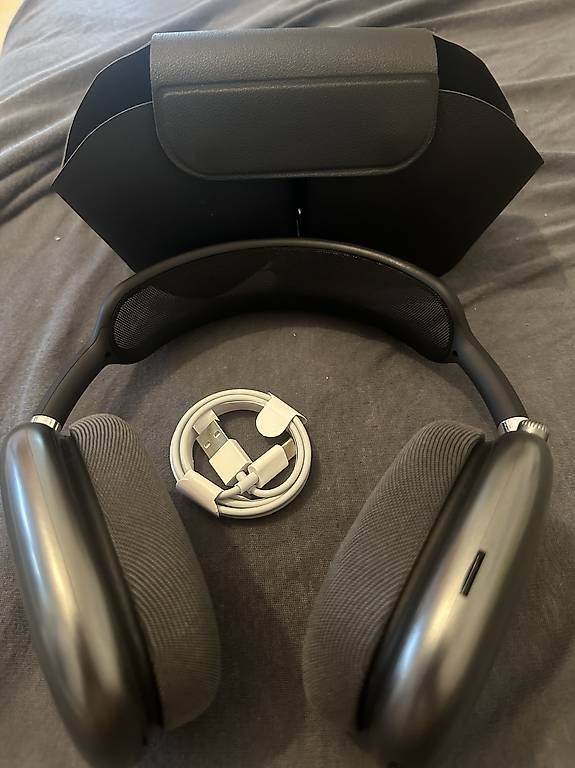 Cuffie: Airpods Max Schwarz – Usato da Urdorf venduto da Rafael.54 3