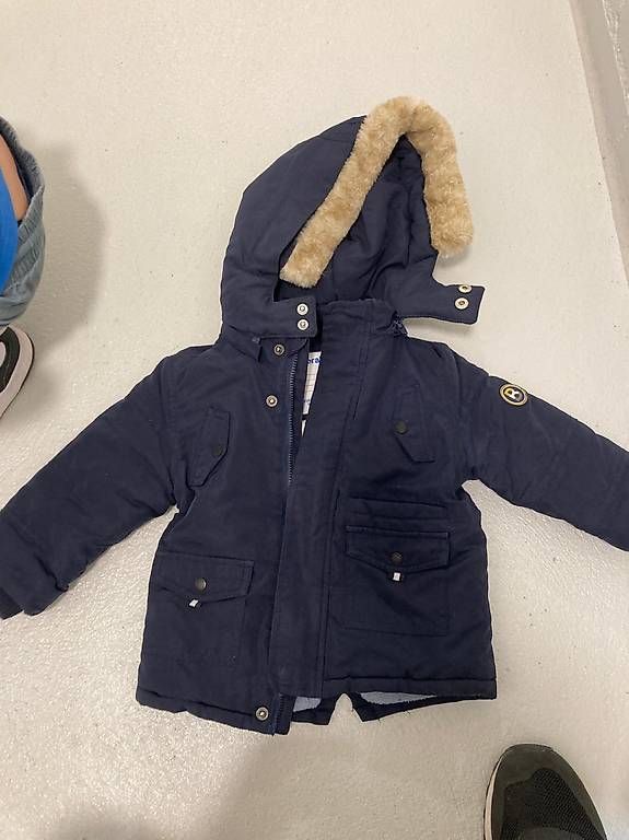 Vestes & Manteaux: Kinderwinterjacke Mayoral – D'occasion à Ennetbürgen par dan_2cyc