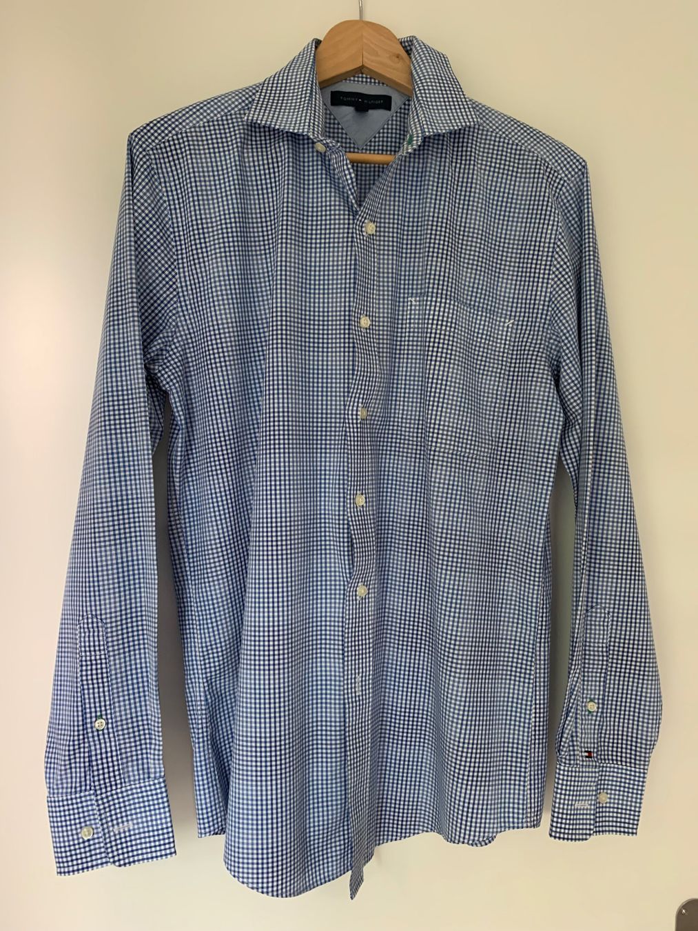 Tommy Hilfiger Camicie: Tommy Hilfiger Hemd – Nuovo (secondo la descrizione) da Erlenbach ZH venduto da Syssi_C
