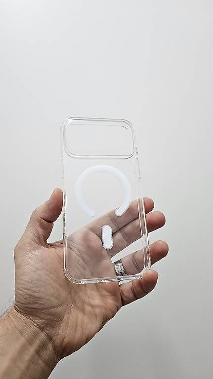 Cover & Protezioni schermo: Coque pour iPhone 17 Pro Max – Nuovo e nell'imballaggio originale da Martigny venduto da IB_Store 2