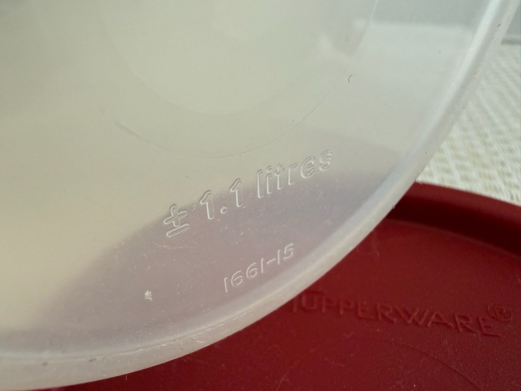 Tupperware Contenitori & Simili: Tupperware - boîte à spaghetti - 1,1L – Usato da Sion venduto da accroshoes 5