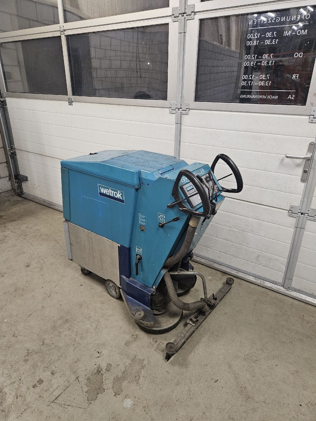 Wetrok Alle Maschinen: WETROK Duomatic 650 BSM mit Ladegerät – Gebraucht aus Bichwil von Valkron_8 3