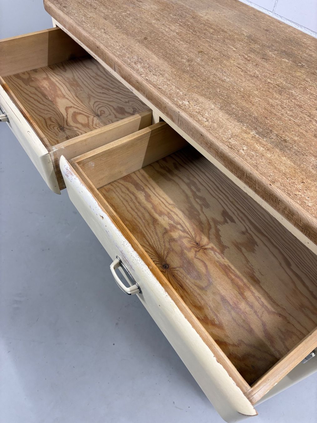 Buffets: KÜCHENKOMMODE, VINTAGE, 1950ER, BERG, BUFFET, GEBRAUCHT – D'occasion à Dachsen par Sven_Jasper 5
