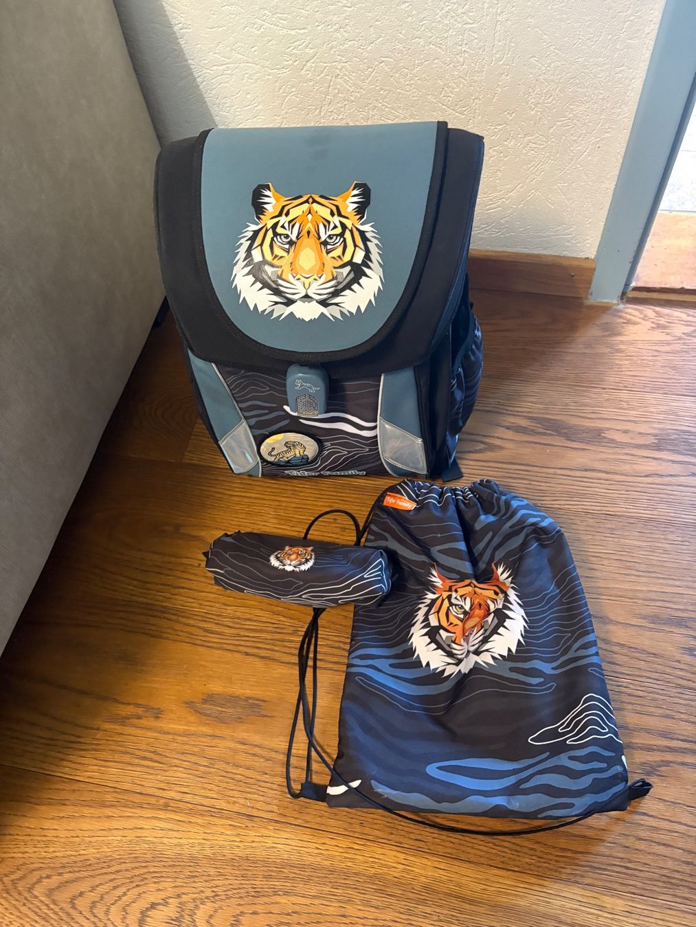 Deuter Kindertaschen: Zwei Kinder Rucksacks und ein schultasche – Gebraucht aus Othmarsingen von shi_z6zz 1