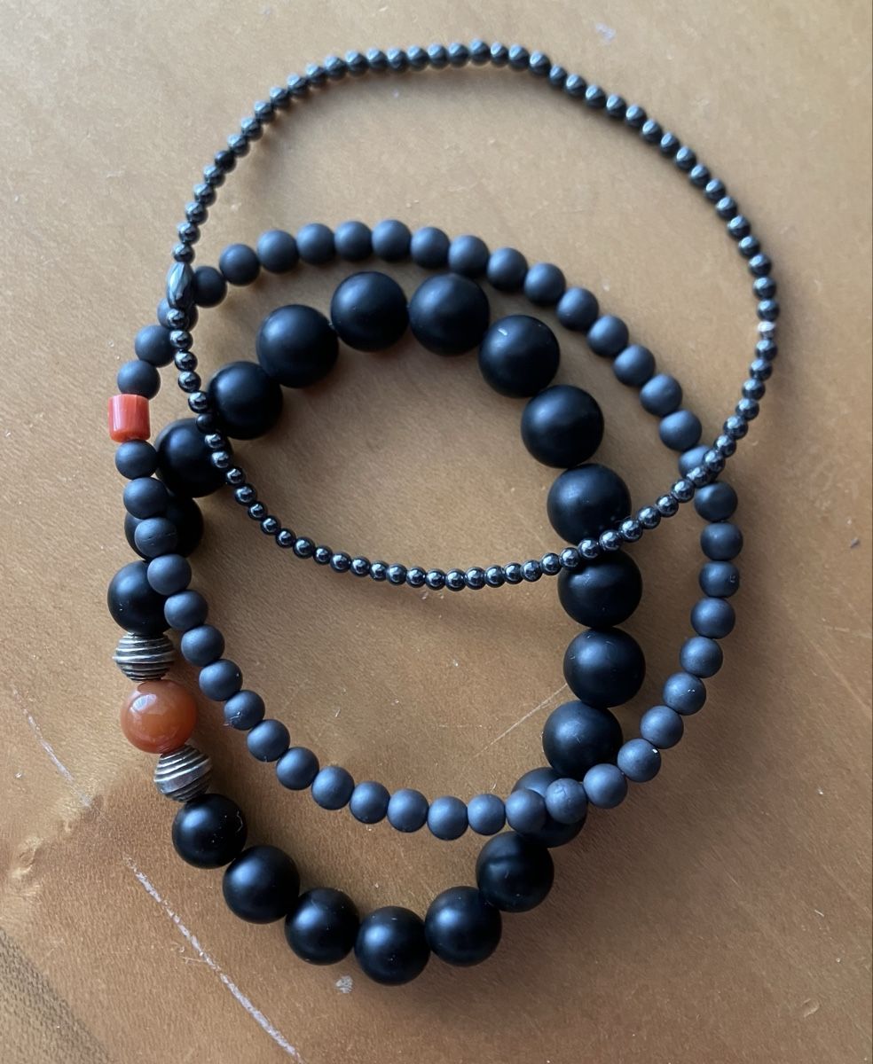 Bracelets: 3 schwarze Bracelets – Neuf (Voir description) à Lyss par Punktum01 2