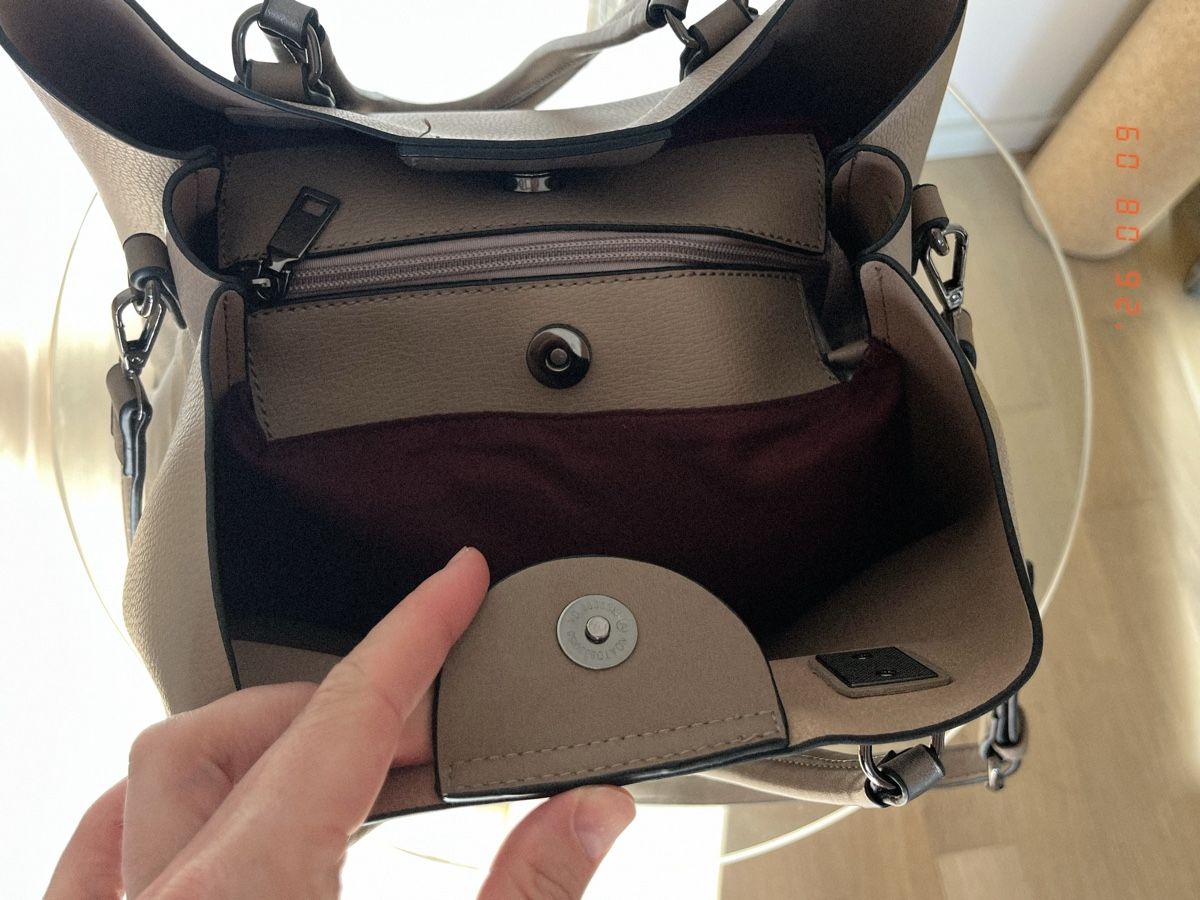 Taschen für Damen: Ledertasche  – Gebraucht aus Zürich von olg_m6st 2