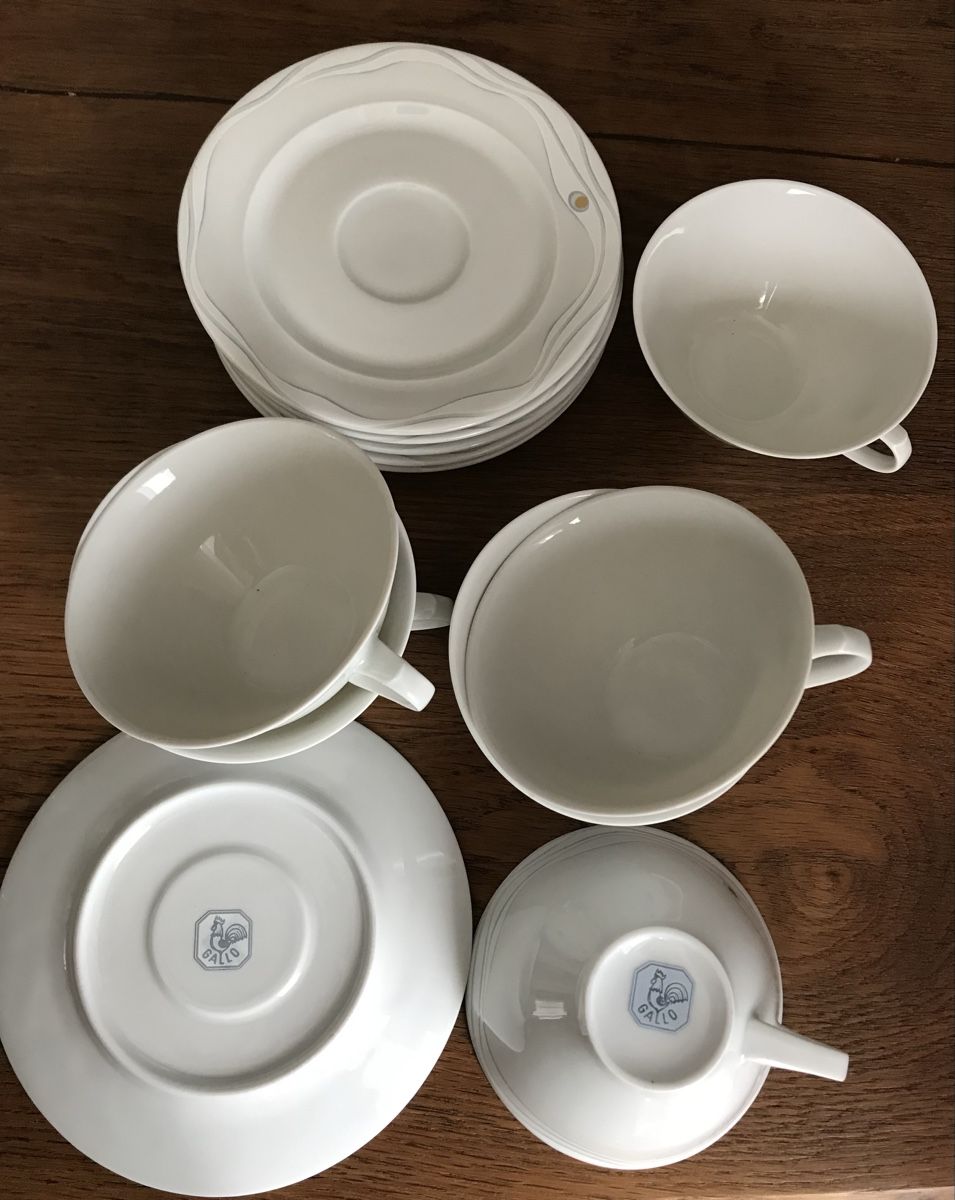 Set di piatti: Service à café – Nuovo (secondo la descrizione) da Villeneuve VD venduto da sim_q5hp 4