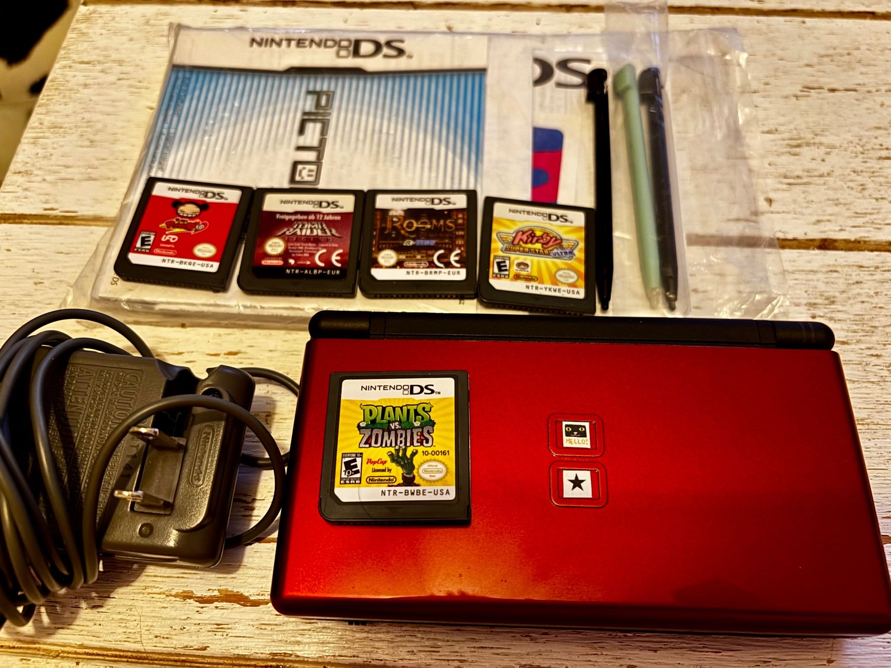 Nintendo Konsolen: Nintendo DS Lite with 5 games 3 pencils – Gebraucht aus Füllinsdorf von MaiiaM 1