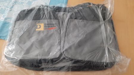 K.. R) Sporttasche Tasche Neu!