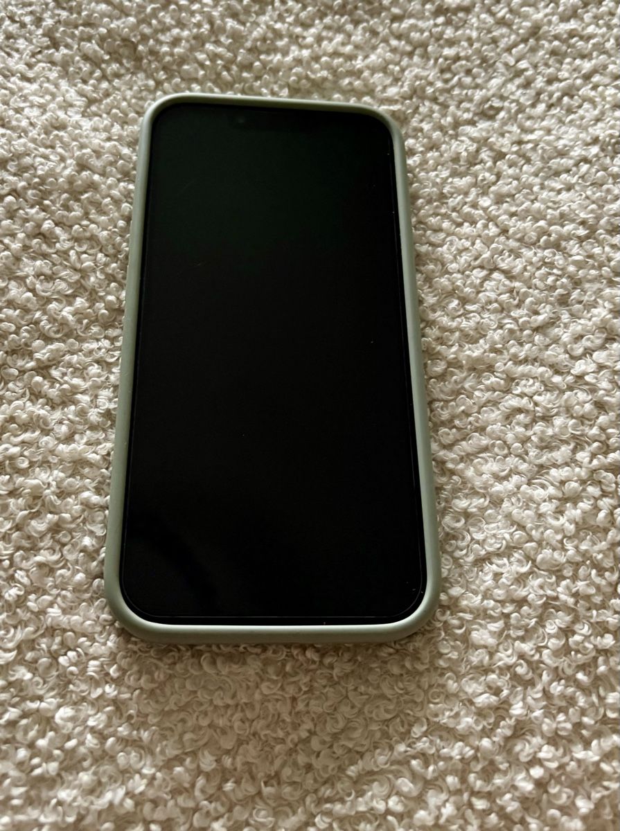 Apple Telefoni cellulari / Smartphones: IPhone 13 – Nuovo (secondo la descrizione) da Dielsdorf venduto da Alexa_1896