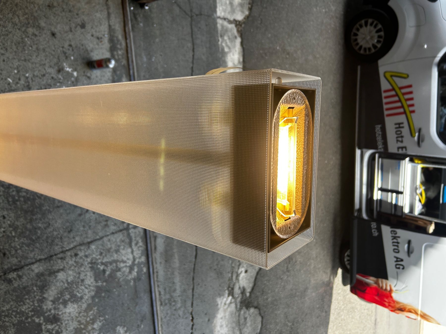 Belux Lampen: Belux Twilight Stehleuchte – Gebraucht aus Zürich von Ratatosk 2