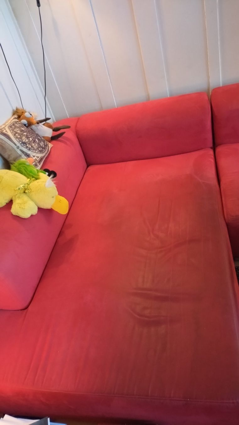 Divani: Grosses rotes Ecksofa abzugeben – Usato da Bern venduto da Connae75 4
