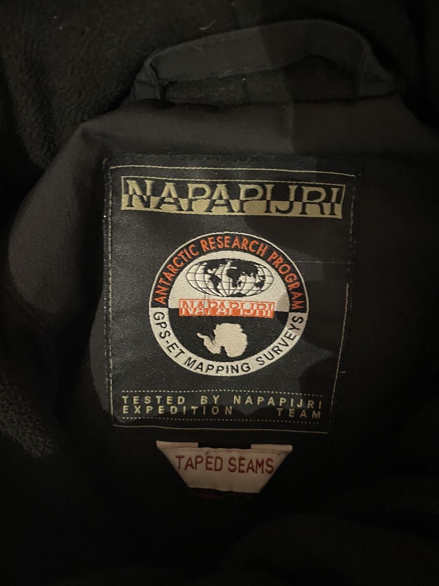 Napapijri Jacken: Napapijri con pelo vero – Gebraucht aus Cadenazzo von ali_d5fn 4