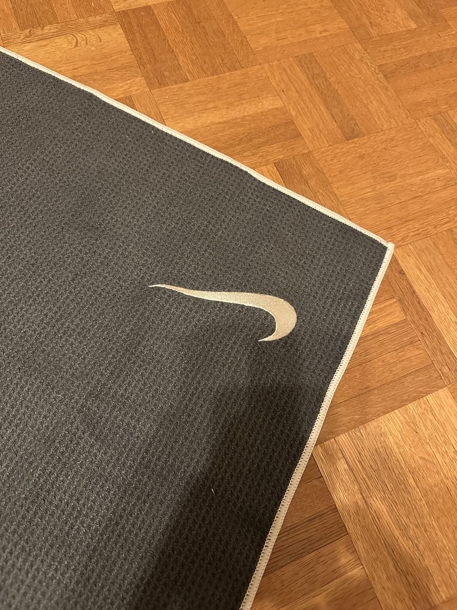Badetücher: Nike Sporttuch – Neu (gemäss Beschreibung) aus Gelterkinden von basilbaet. 4
