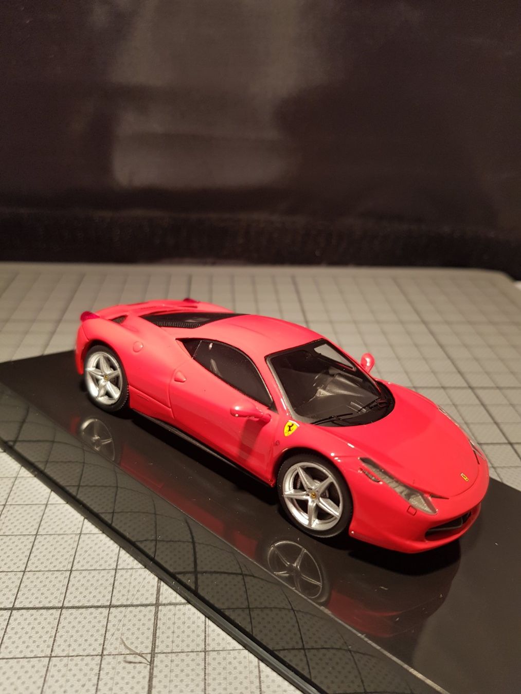 Ferrari Modellini d'auto: Ferrari 458 Italia – Nuovo e nell'imballaggio originale da Chézard-St-Martin venduto da AlPat-Collections