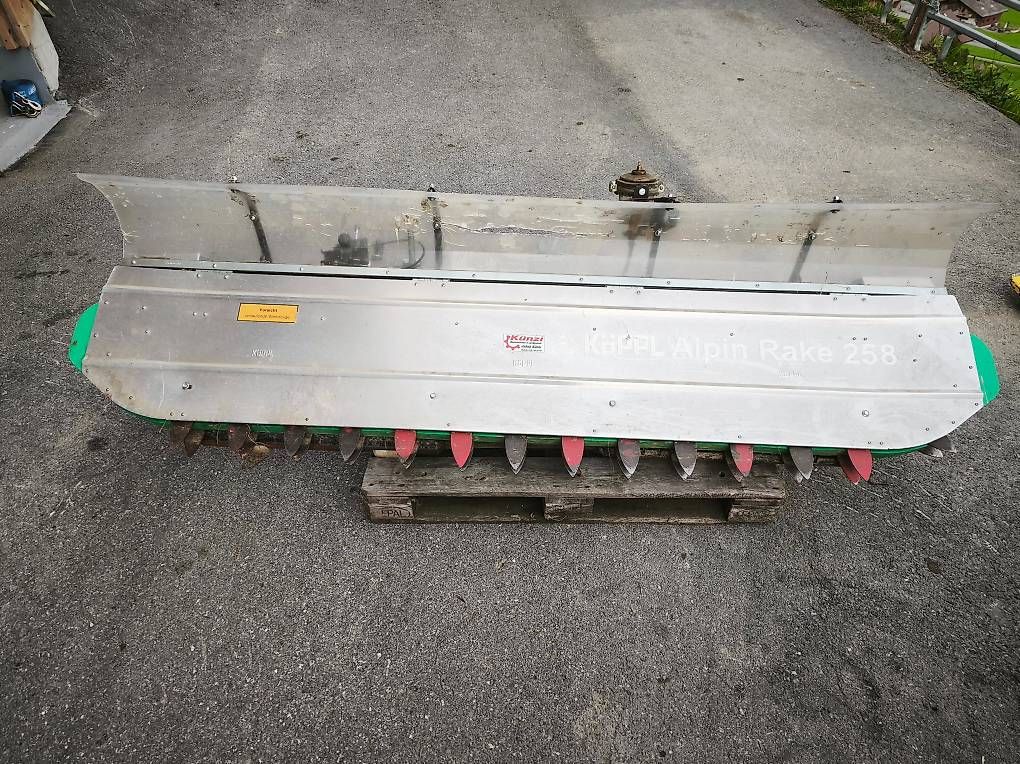 Alle Maschinen: Köppl Alpine Rake – Gebraucht aus Adelboden von andrewaefler
