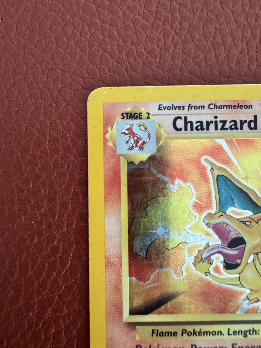 Pokémon Carte collezionabili: Charizard - Pokémon Base Set Unlimited 04/102 - EN – Usato da Nänikon venduto da bit.xyz 3