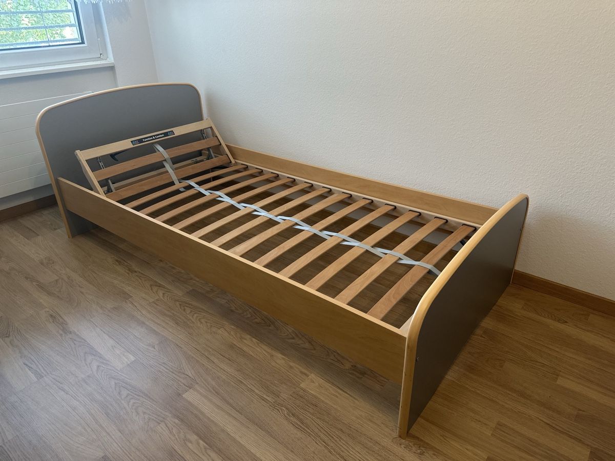 Letti: Bett inkl. Lattenrost  – Usato da Hägendorf venduto da Nese33