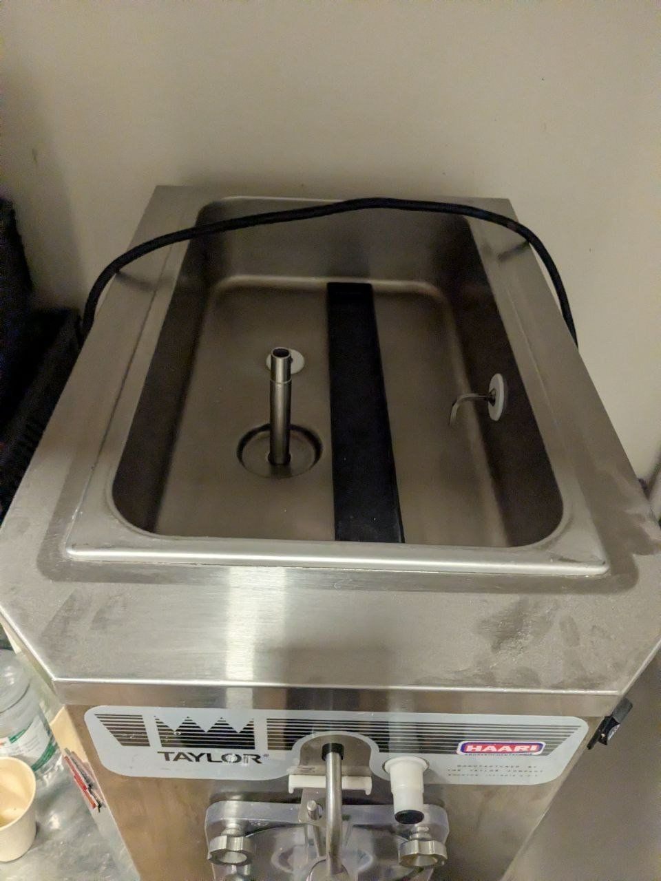 Elettrodomestici da cucina: Machine à glace italienne pro inox - Taylor – Usato da Genève venduto da Mr.Blackjack 7