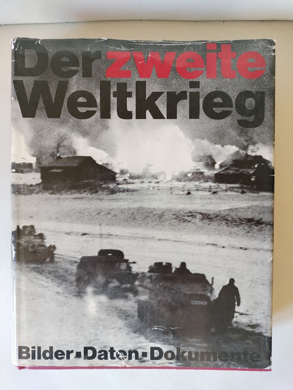 Bücher: Armee Militär Weltkriegs Buch – Gebraucht aus Schwanden Sigrisw von len_9yqg