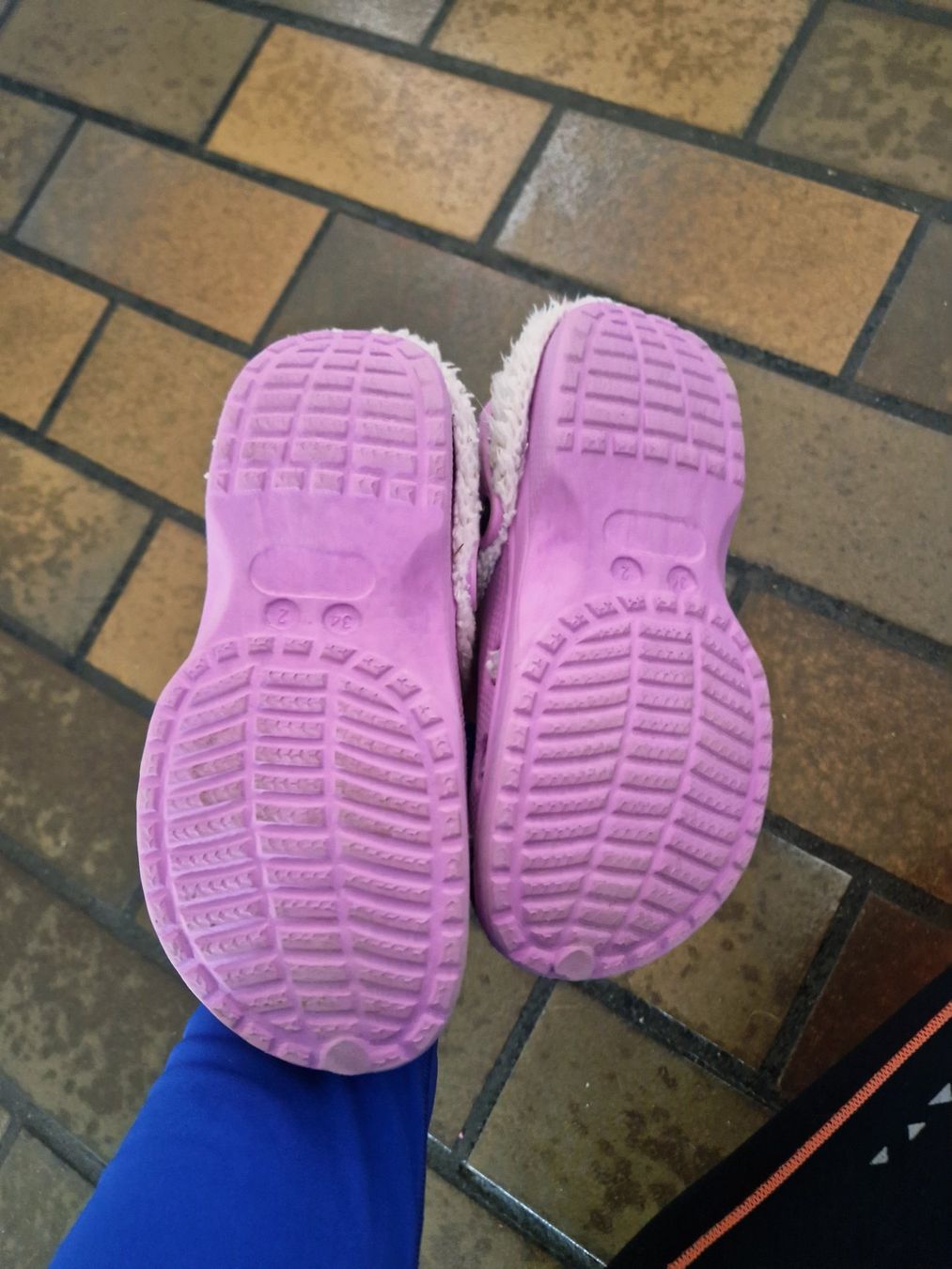 Schuhe für Jungen: Finken Grösse 34 – Gebraucht aus Stüsslingen von white_angel86 2