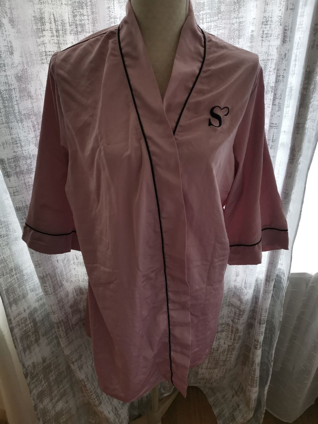 Accappatoi: Peignoir satin – Nuovo (secondo la descrizione) da Brügg BE venduto da Angel2300