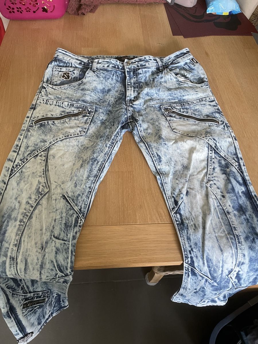 Jeans: Herren Jeans 4 stück – D'occasion à Aarau Rohr par keedom