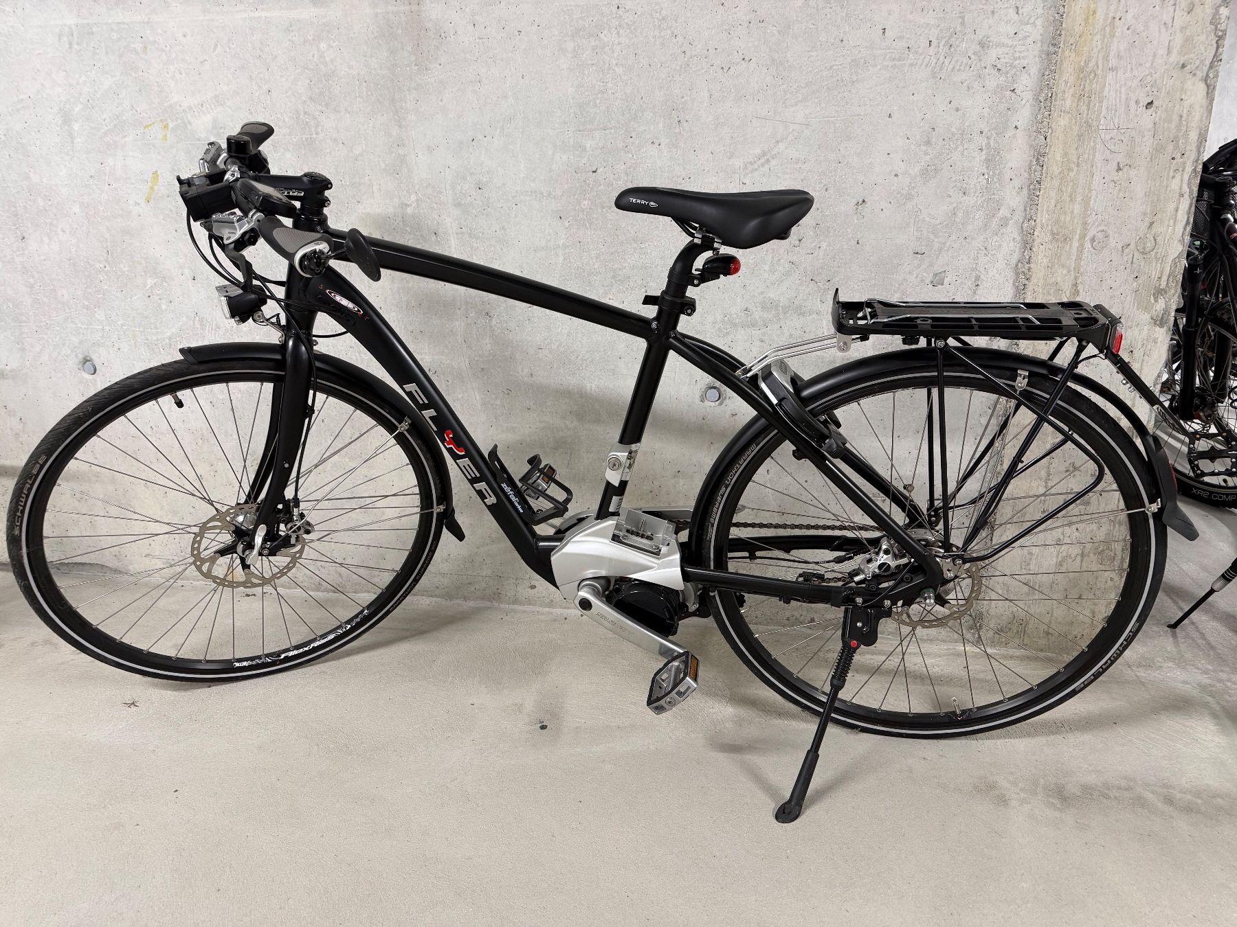 Flyer Biciclette: Flyer E-Bike schwarz – Usato da Liestal venduto da KUBULI28