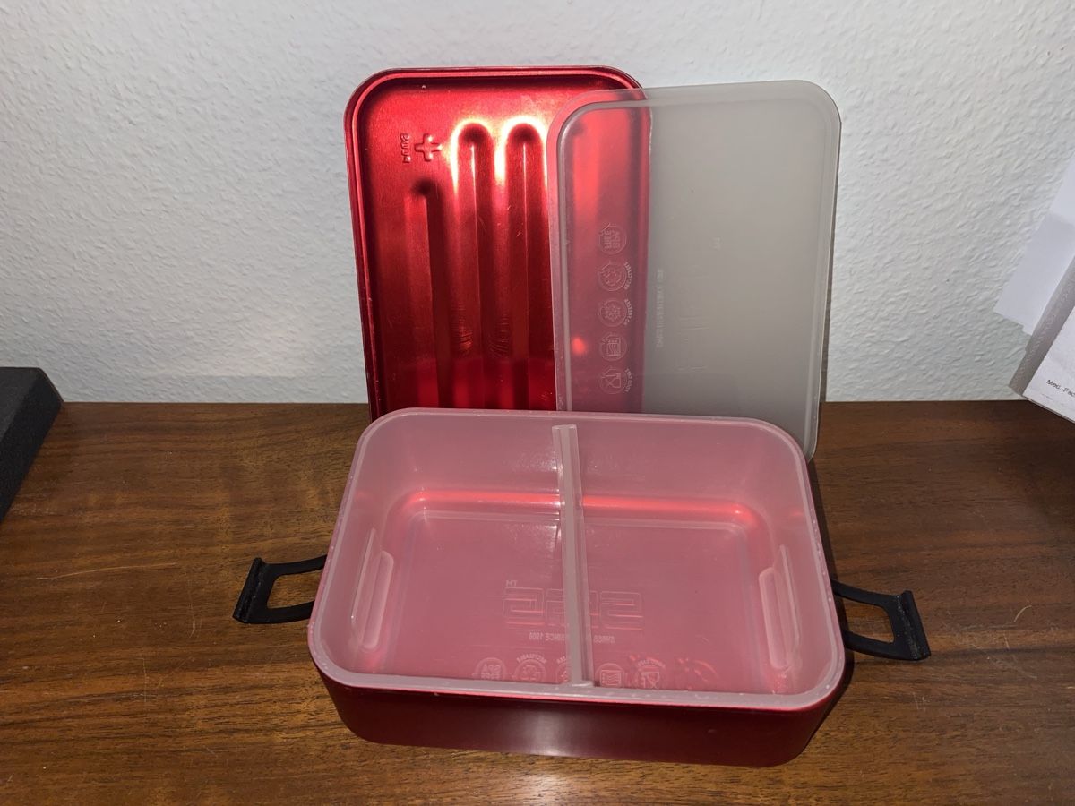Sigg Contenitori & Simili: Sigg + Essensbox  – Usato da Niederurnen venduto da gebrauchtbrauchbar 2