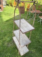 Gebrauchtes Regal im Shabby Chic Look für den Garten!