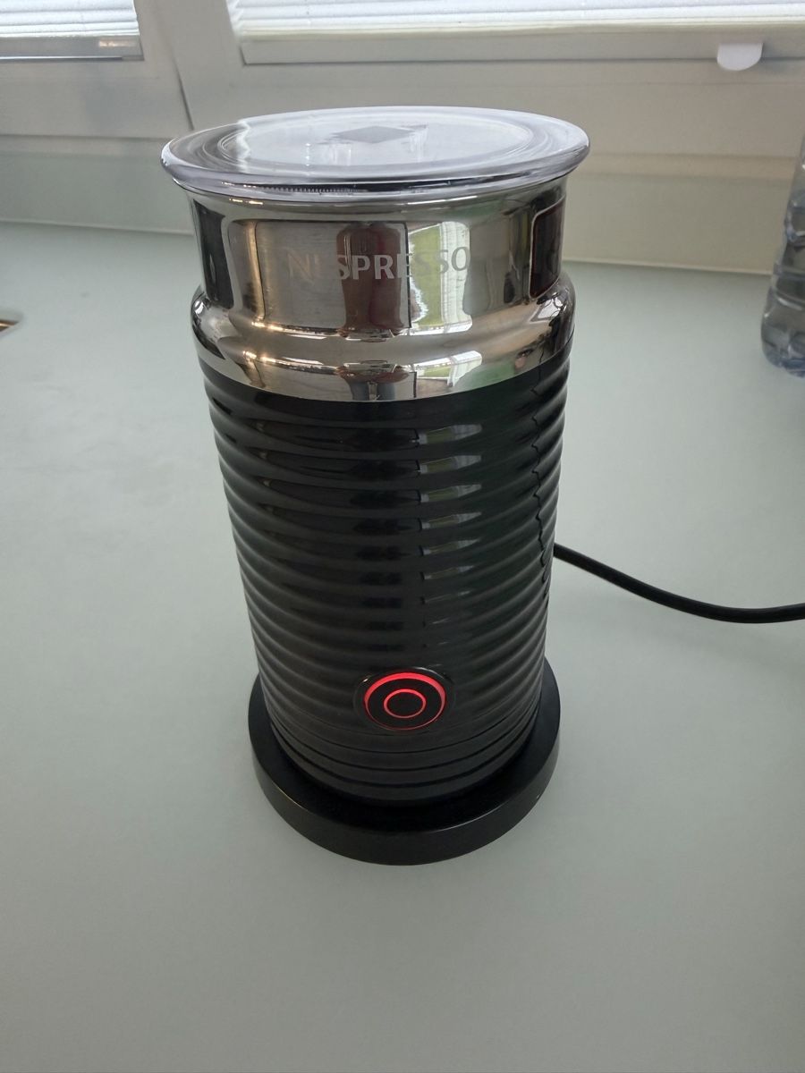 Elettrodomestici da cucina: NESPRESSO Milchschäumer – Usato da Wangen SZ venduto da Star1110