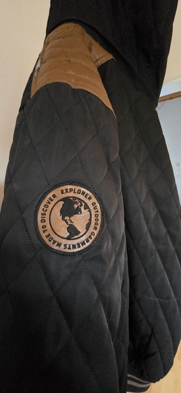 Giacche: Winterjacke – Usato da Adlikon venduto da SkodaFabia92 2