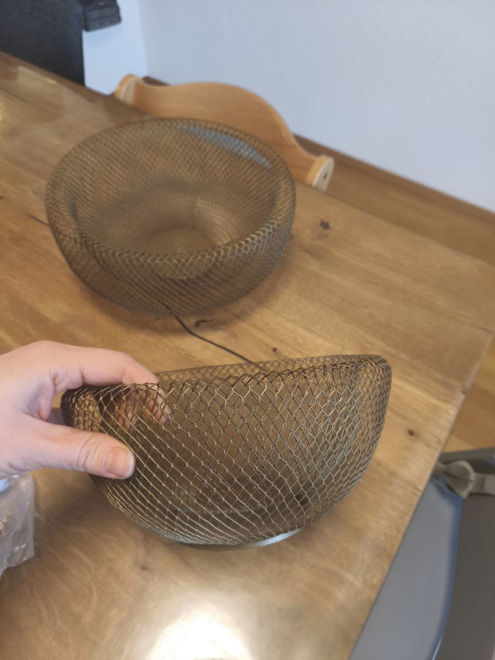 Altro in Antiquarato & Arte: 2x Golden Wire Fruit Basket – Nuovo (secondo la descrizione) da Dübendorf venduto da naj_szp5 2