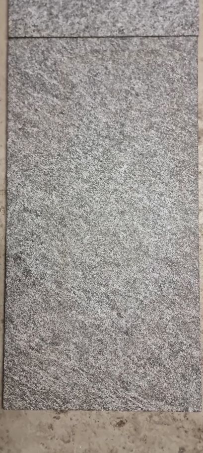 Rivestimenti per pavimenti: Gartenplatten Granitplatten MAGGIA V Gneis geflammt 3 cm – Nuovo (secondo la descrizione) da Thalwil venduto da Qualitaetdesign 5
