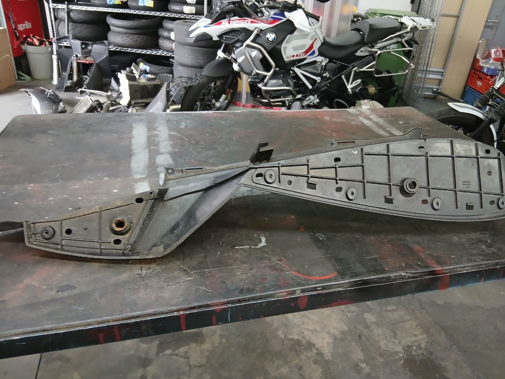 Peugeot Tutti i ricambio per moto: Peugeot satelis 500cc – Usato da Romanel-s-Lausanne venduto da site76 2