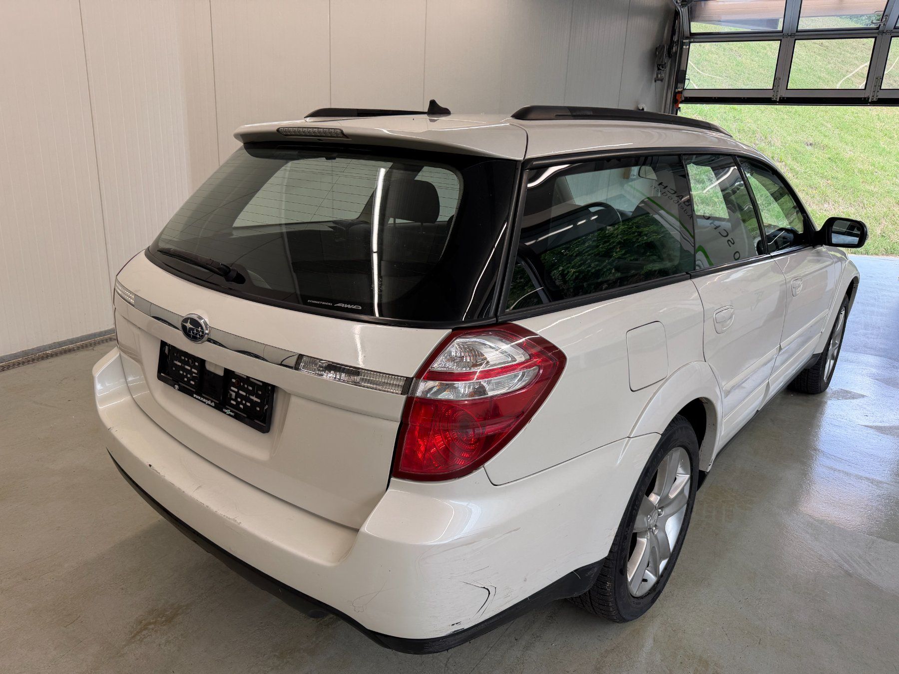 Subaru Automobili: SUBARU LEGACY OUTBACK 2.5i ab Platz – Usato da Adelboden venduto da Tonner 2