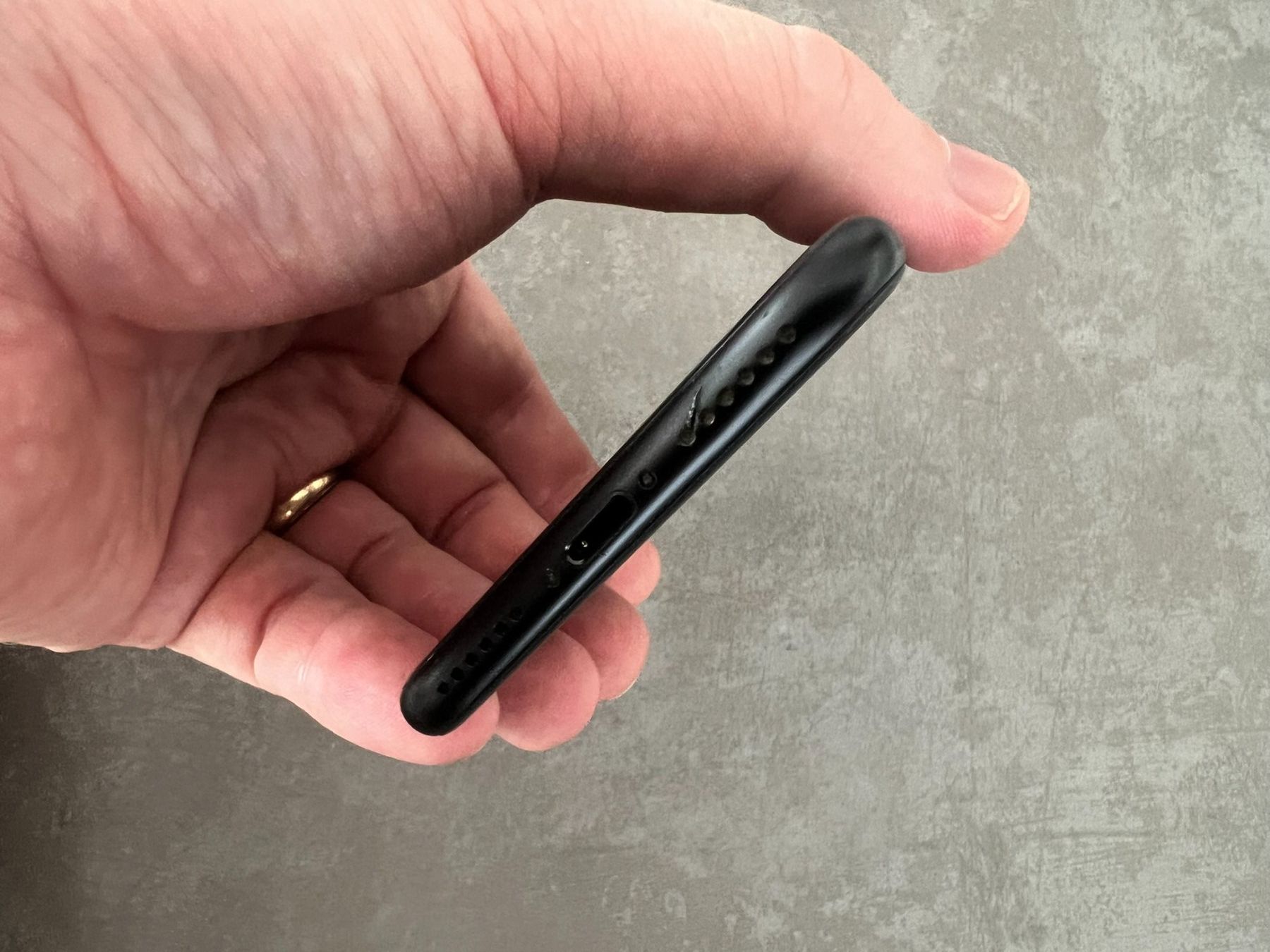 Apple Telefoni cellulari / Smartphones: iPhone SE, 64GB, 2. Generation, schwarz, neuwertig – Usato da Hünenberg venduto da CardDrop 4