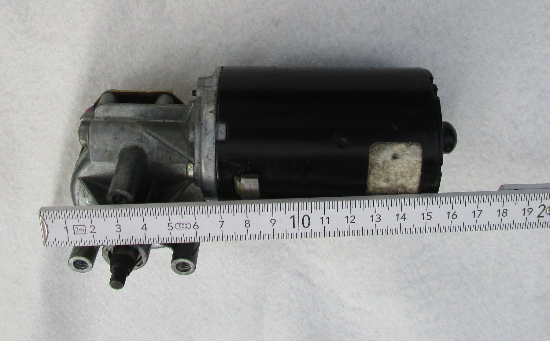 Motori: Getriebemotor 12 Volt DC – Usato da Rapperswil SG venduto da Ralphy 1