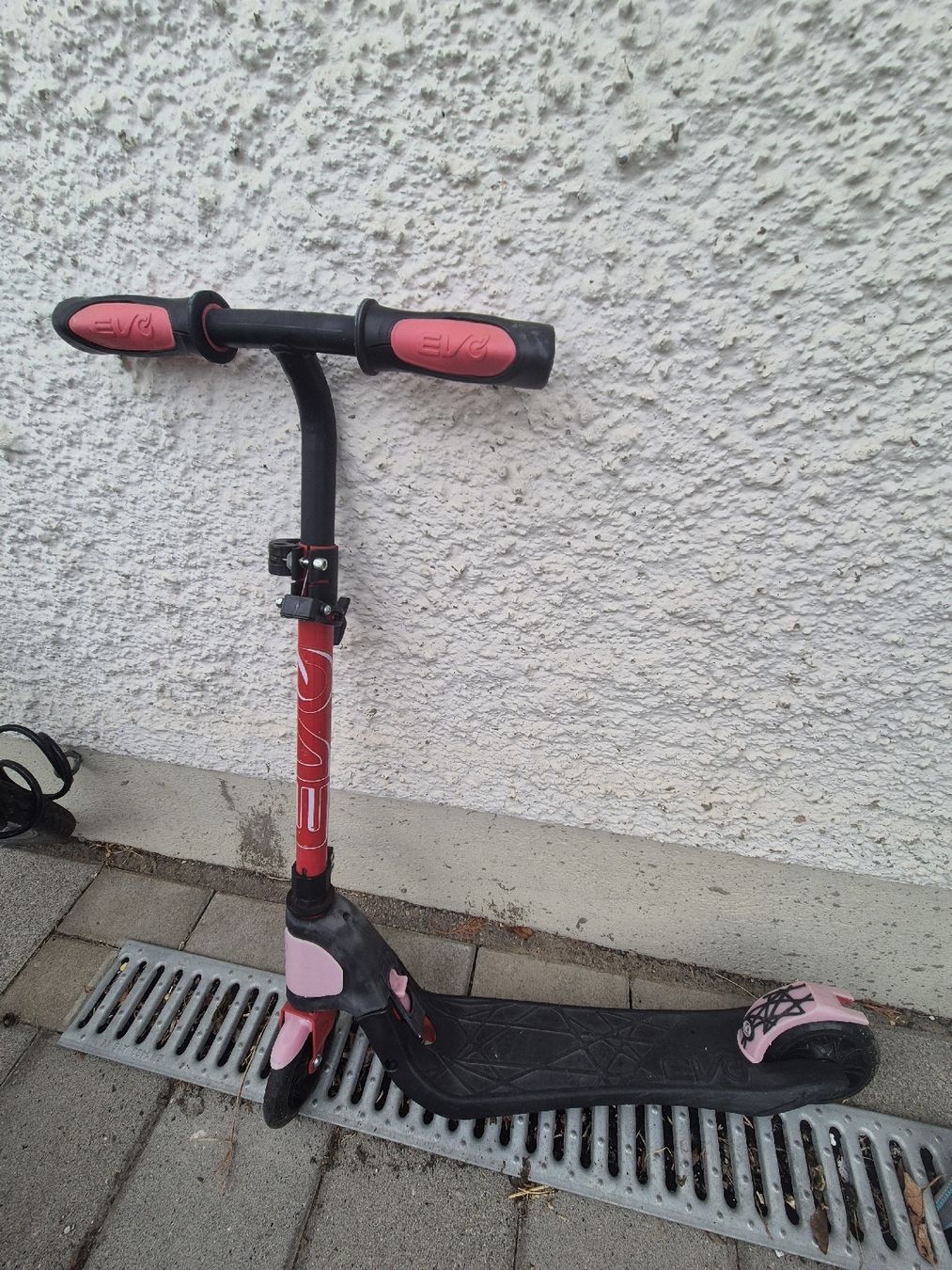 Kickboard: Kinder Kickboard, Trettroller, Scooter klappbar – Usato da Wil SG venduto da Rena-Mija