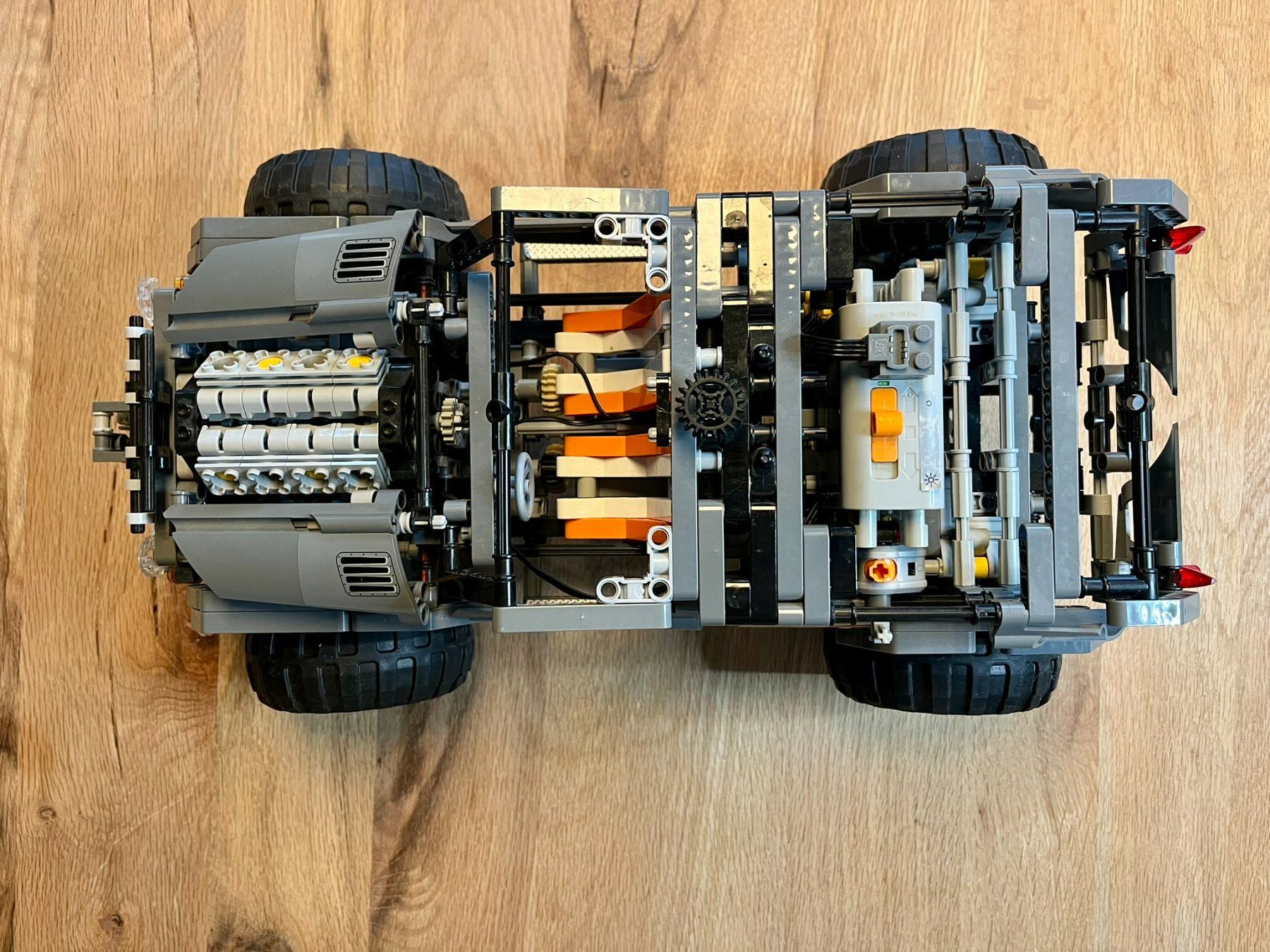 Technics Baukästen: LEGO Technic 8297 Extreme Offroader – Gebraucht aus Vogelsang AG von TW94 6