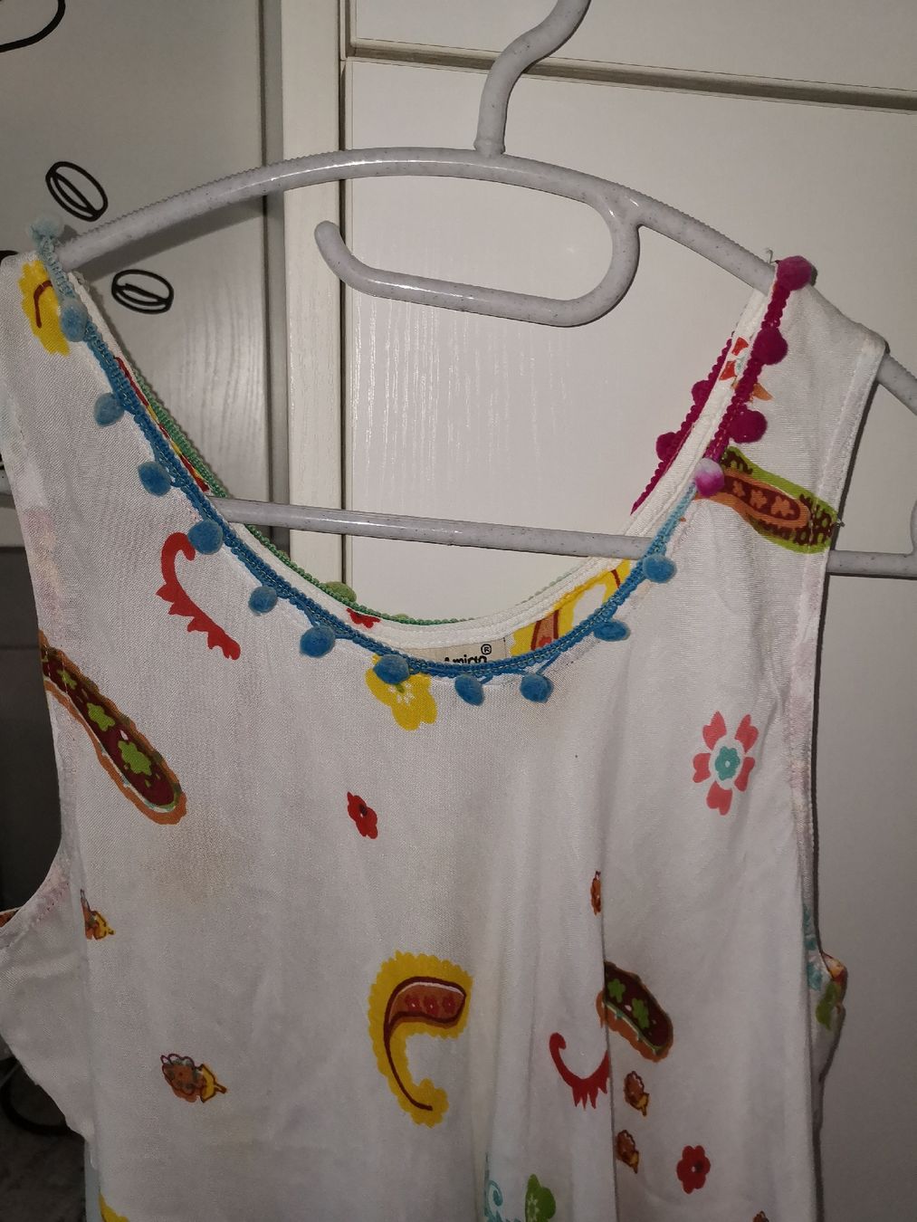 Lotti di vestiti: 2 SOMMERKLEIDER ONE SIZE – Usato da basel venduto da lupettone 1