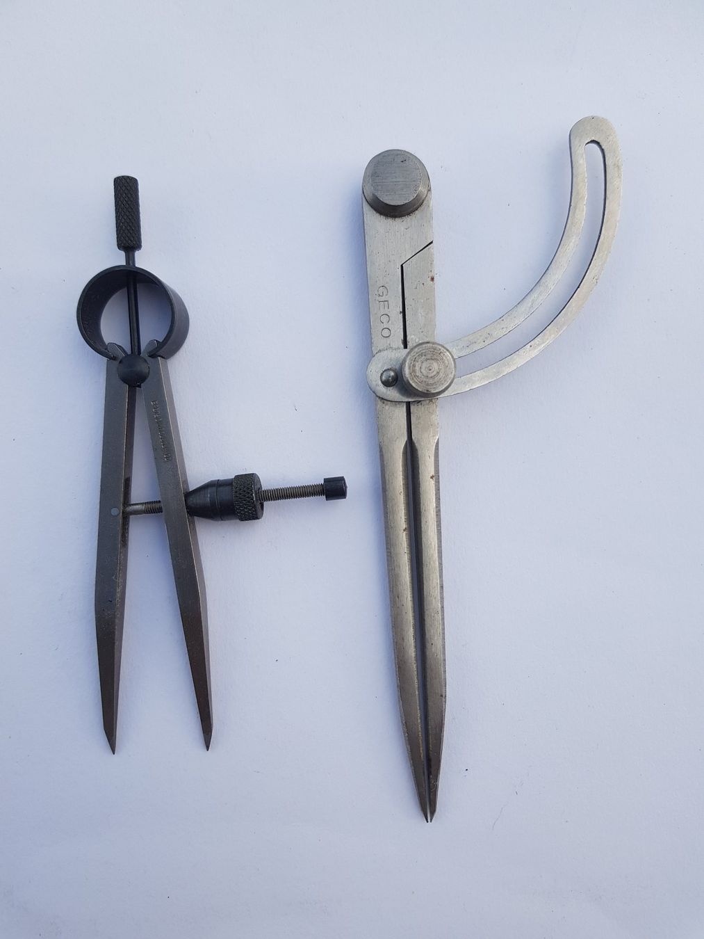 Tous les outils: 2 Anreisszirkel – D'occasion à Jona par dampfnuggi